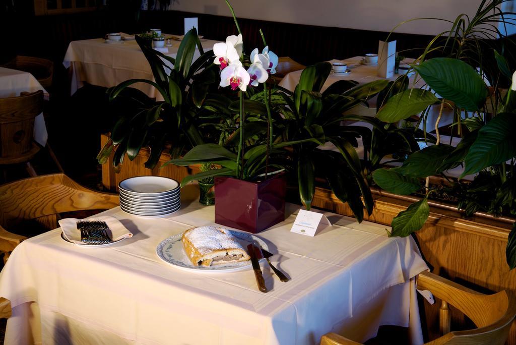 Hotel Tannerhof Merano Kültér fotó